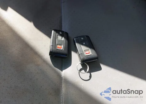 2005 Toyota Prius z USA, uszkodzony, nr VIN JTDKB20U657027218